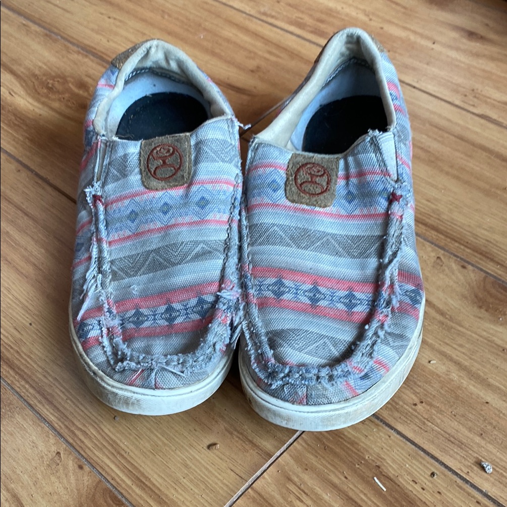 Hooey Slip-On Shoes - Gray And Pink